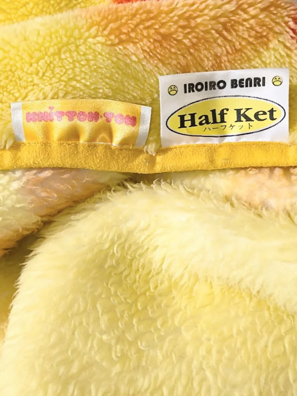 Vintage 1999 Otsu Keori Iroiro Benri Knitton Ton Bear Chick Blanket 37
